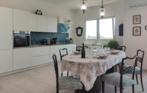 2 Bedroom Cozy Apartment In Bagheria